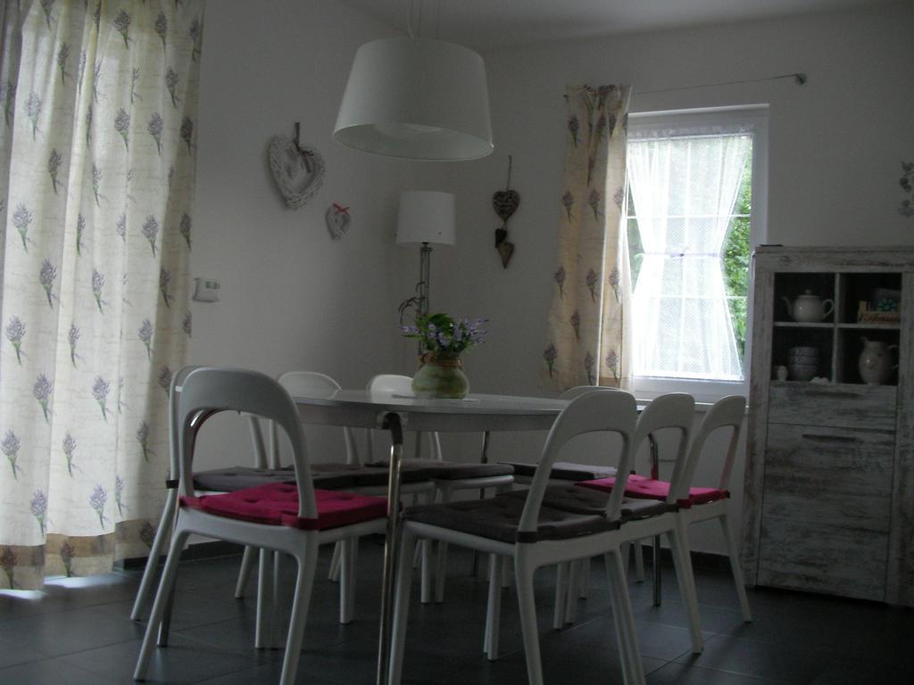 Dum Na Lipne Villa Lipno nad Vltavou Exteriör bild